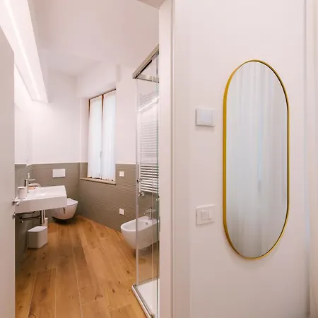 Leoni Πανσιόν 3*